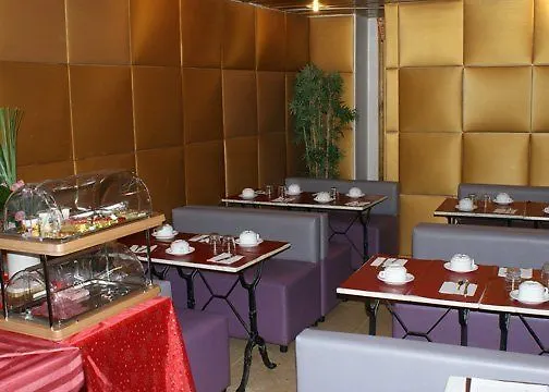 *** Hotel Royal Aboukir Paris France