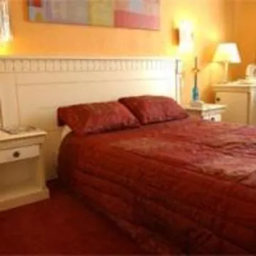 Royal Aboukir Paris 3*,